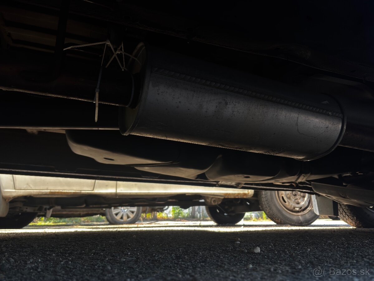 Predám 2× dodávku – Ford Transit + VW Crafter (2008) – Trnav - 11