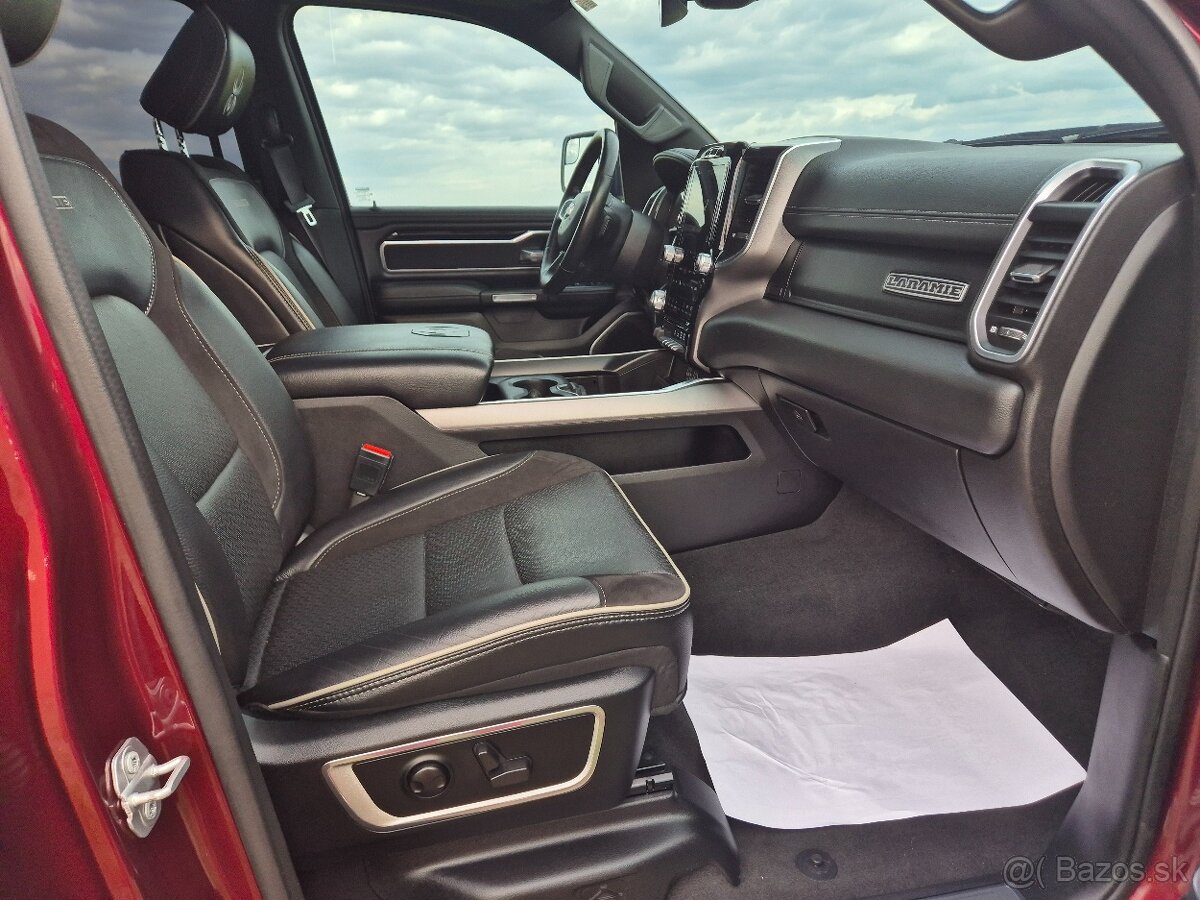 DODGE RAM 5,7 HEMI BLACK WIDOW 39 000km odpočet DPH - 11