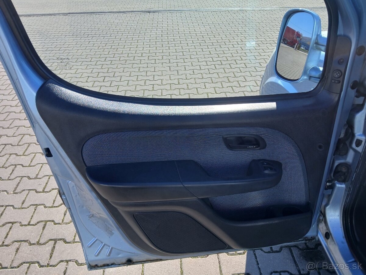 Fiat Doblo 1.3jtd 62kw Acapulco model 2009 - 11