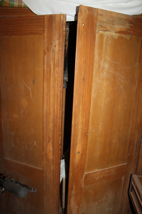 12 x starožtné kusi nábytku - 11