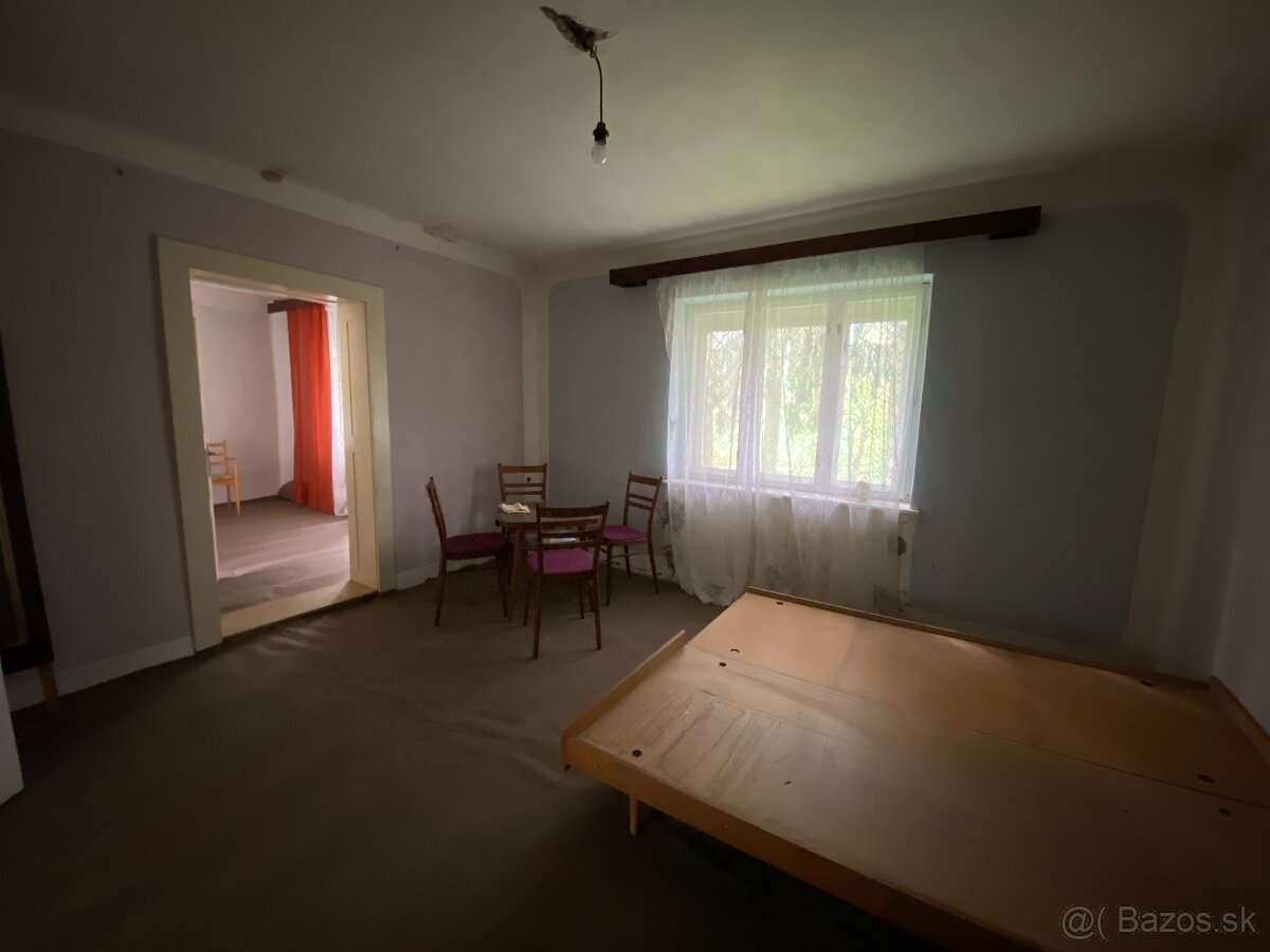 Rodinný dom - pokojné bývanie - Večelkov, okr. R. Sobota - 11