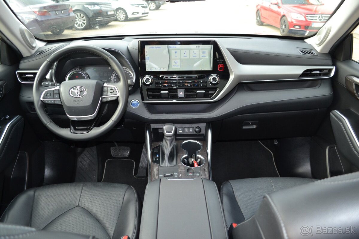 Toyota Highlander 2,5 Hybrid Dynamic Force AWD E-CVT - 11