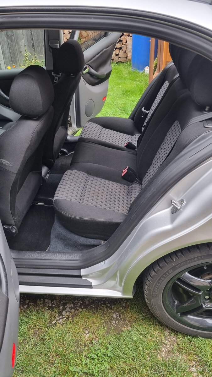 Leon 1M 1.8t 4x4 - 11