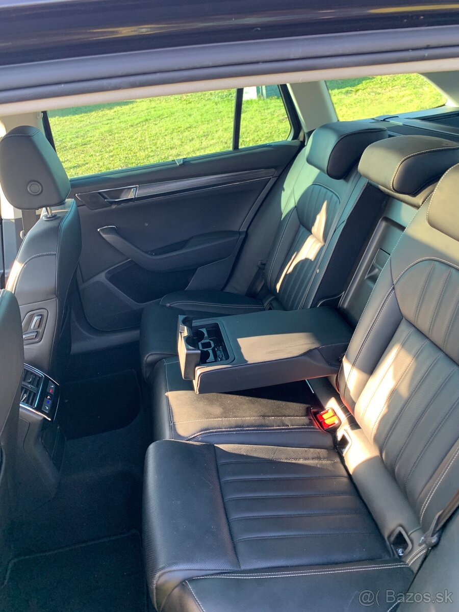 Škoda superb combi PREMIUM/Virtual/147kw/pano/webasto/ťažné - 11