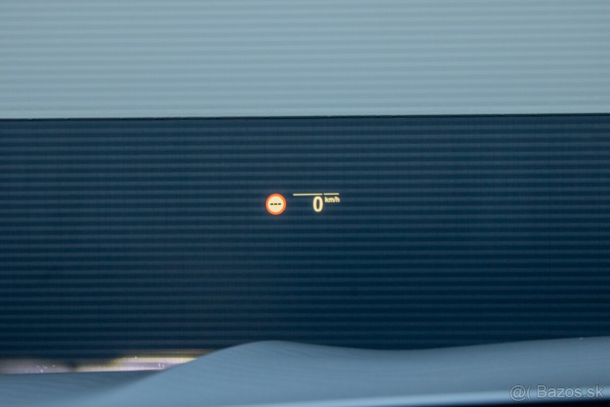 BMW X6 xDrive M40i / DPH / HEAD-UP / 360 / HARMAN - 11