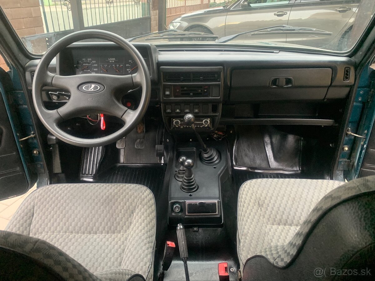 Lada Niva 1.7 4x4 - 11