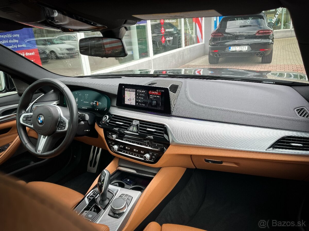 BMW M550i xDrive M-Paket 2019 - 11