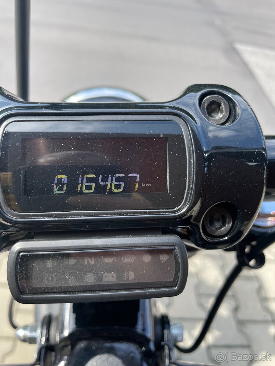 Harley-Davidson Street Bob 107 - 11