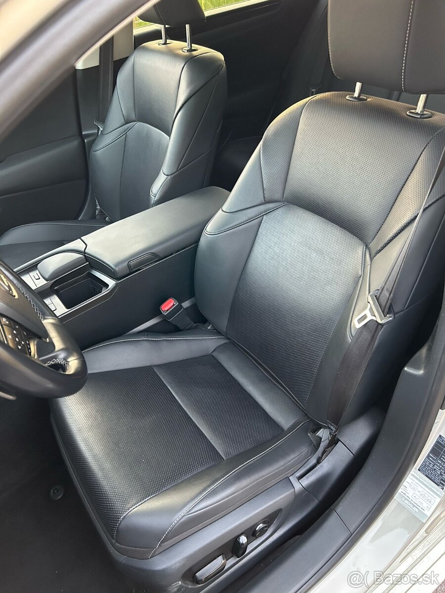 LEXUS ES300h, 1.majiteľ - 11