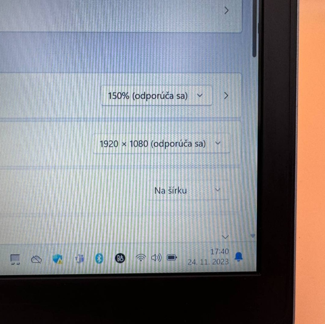Notebook 14" HP.AMD PRO A10-8730B 4x2,40GHz.8gb ram.256gSSD - 11