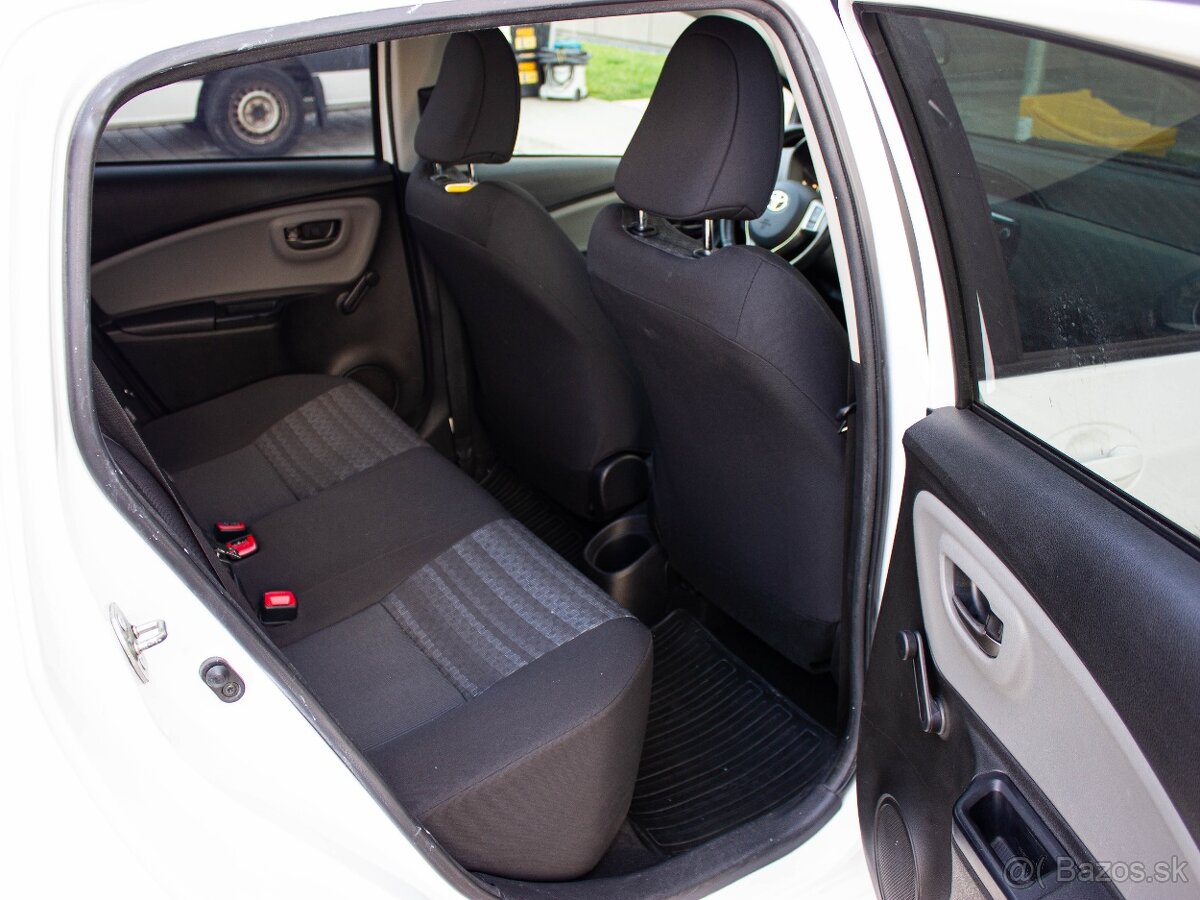Toyota Yaris 1.3 2016 - 11