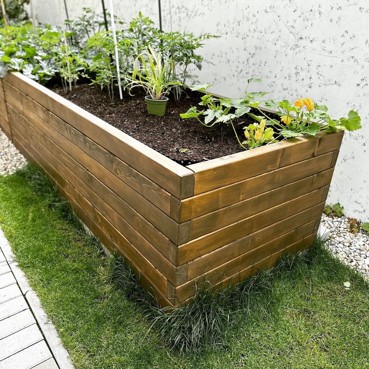 Vyrábame vyvýšené záhony na mieru - 11