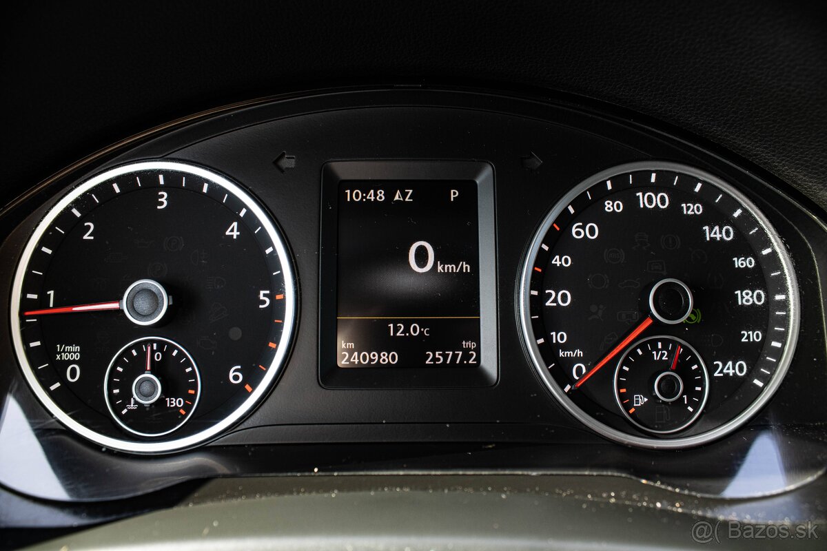 Volkswagen Tiguan R-Line 2.0 TDI 135kW, 4X4, DSG, Koža - 11