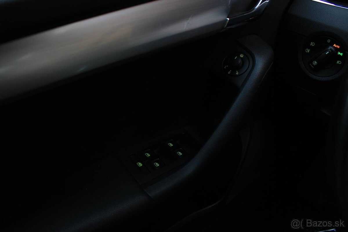 Škoda Octavia Combi 2.0 TDI Style 4x4 EU6 - 11