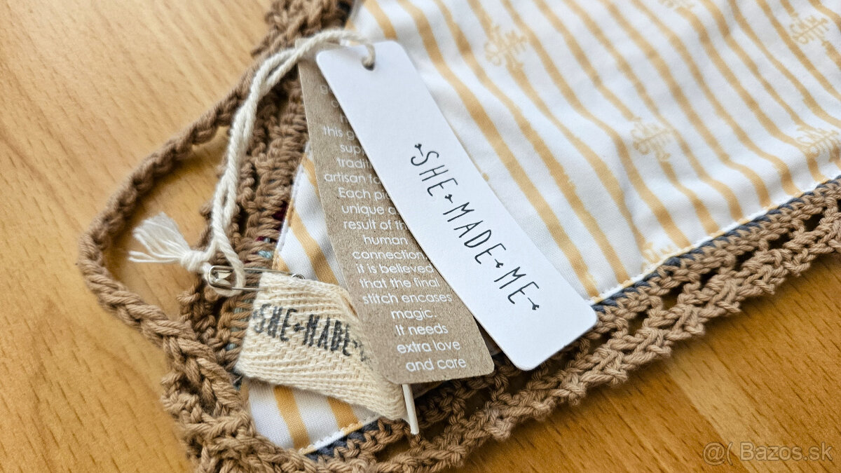 Dievčenský háčkovaný top, vel. S - 11