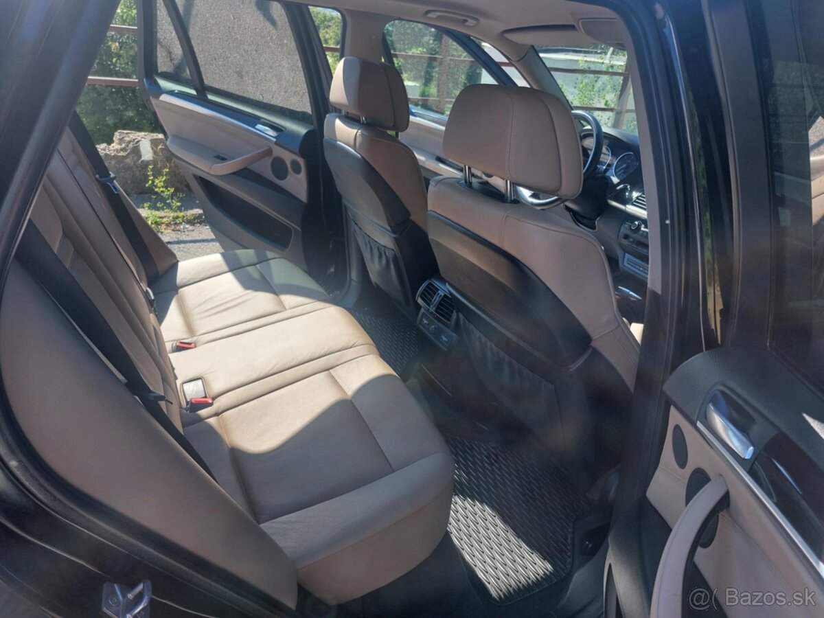 BMW X5 E70 - 11