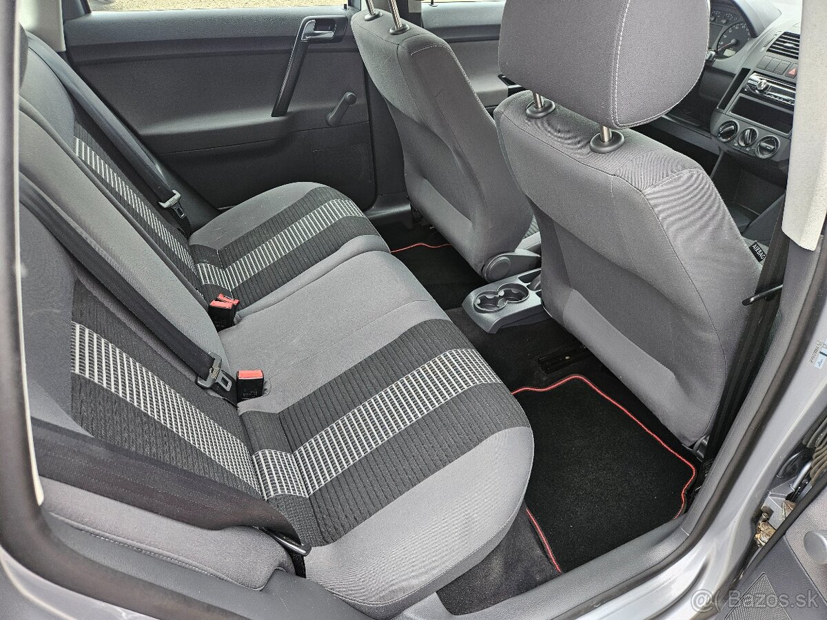 VOLKSWAGEN POLO 1.2HTP 2009 - 11