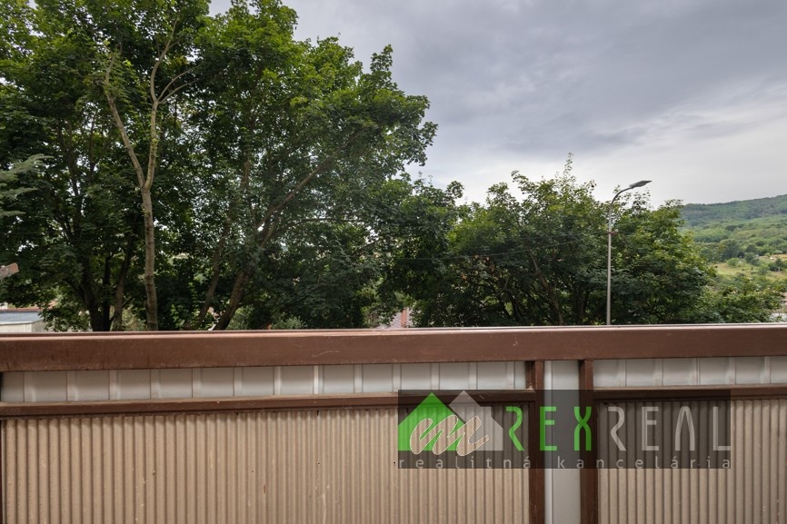 Predaj 2 izbového bytu s balkónom, Veľký Krtíš. - 11