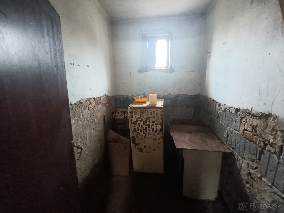 25 min. z Košíc 2-izbový rodinný dom v meste Gönc, Maďarsko - 11