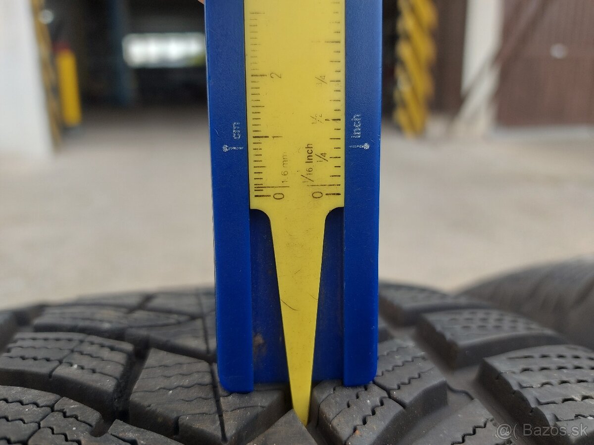 235/55R17 DUNLOP ZIMME PNEUMATIKY - 11