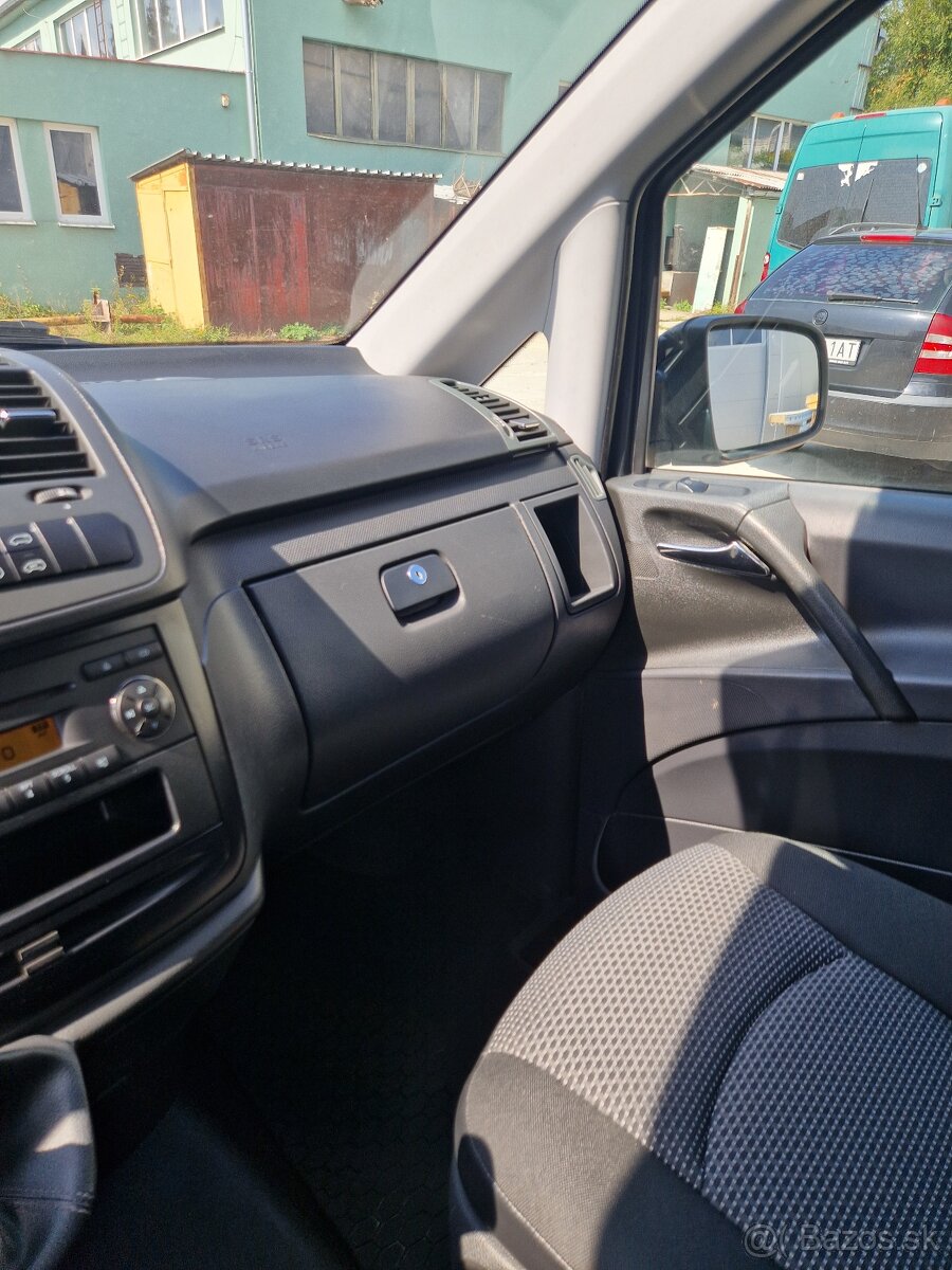 Mercedes Benz Vito - 11