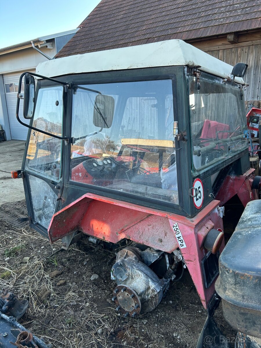 Predám komplet zadnú časť Zetor major 70 72 77 - 11