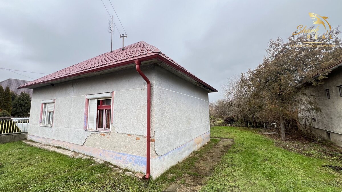 Rodinný dom s novou strechou - 11