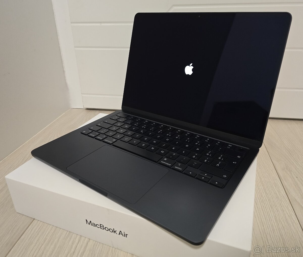 Apple MacBook Air 13,6" M3, 8C CPU/10C GPU/16GB/512GB - 11