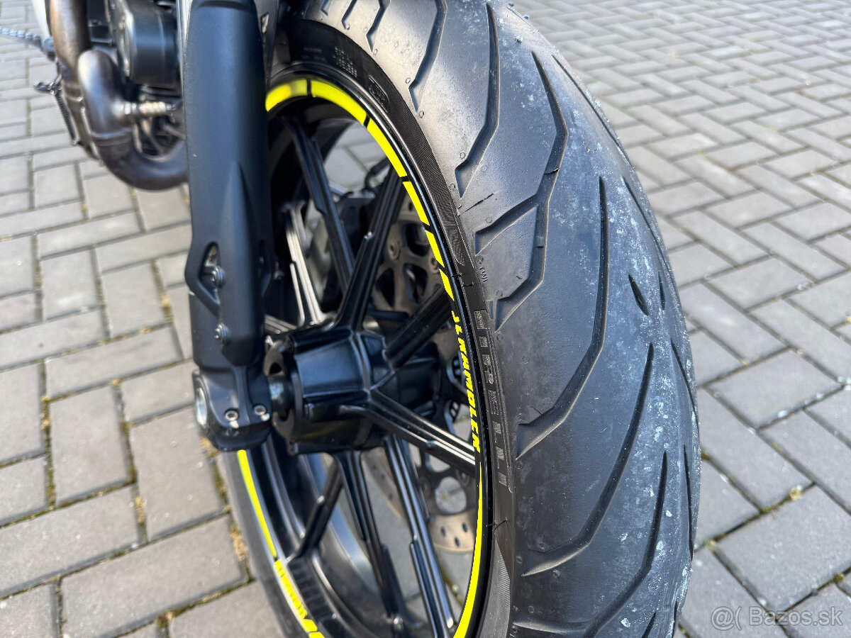 Ducati Scrambler 800 - 11