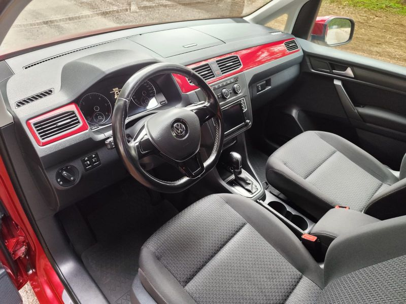 Volkswagen Caddy Generation Four 2.0 TDI 150k DSG - 11