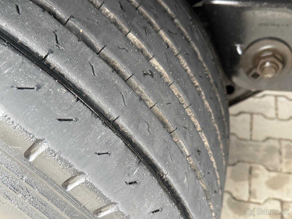 Kögel SN24 LowDeck SAF 2016 - 11