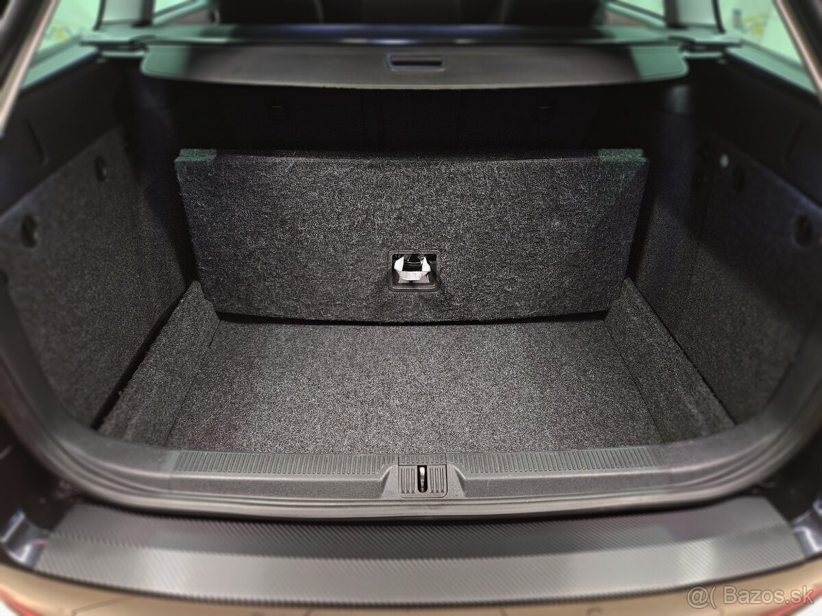 Škoda Octavia Combi 2.0 TDI CR DPF Elegance DSG - 11