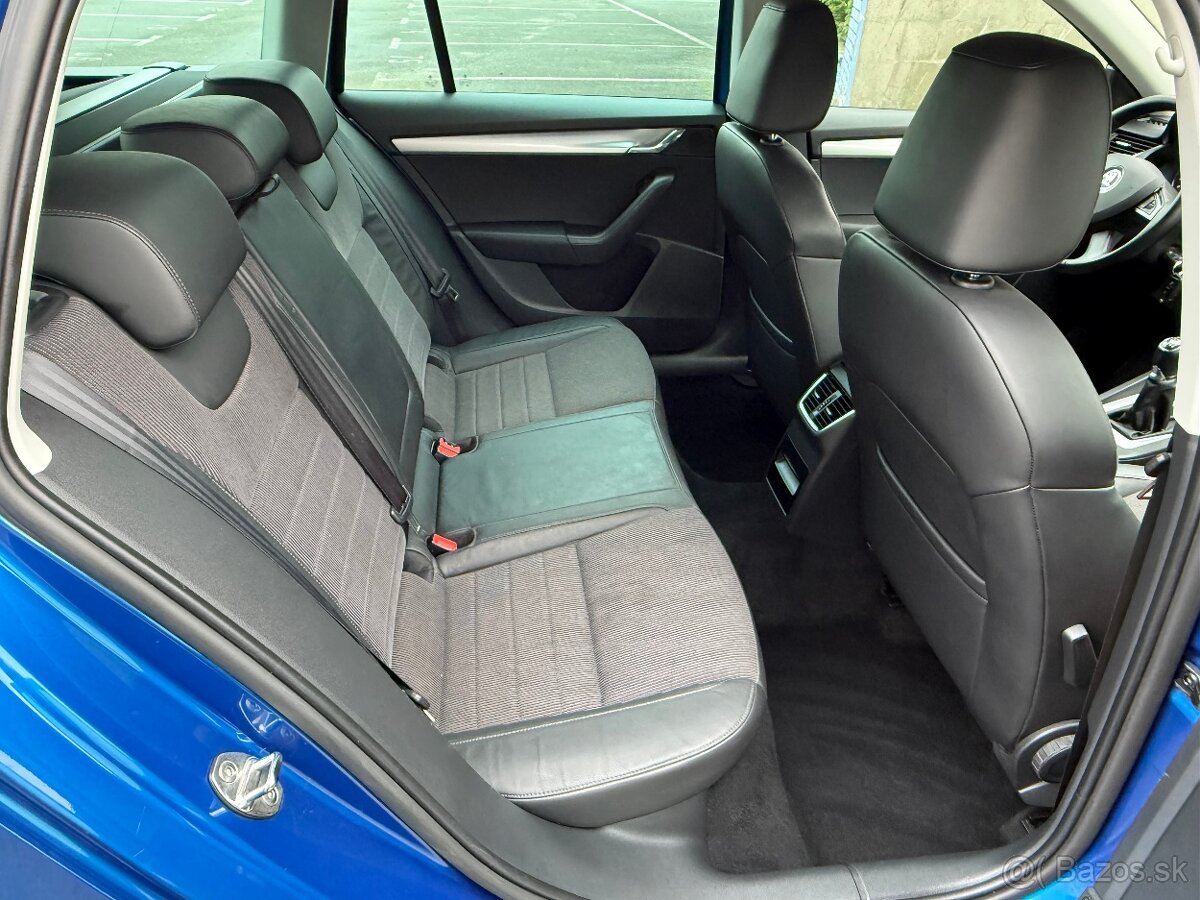 Škoda Octavia Combi 2.0 TDI Elegance 110kw - 11