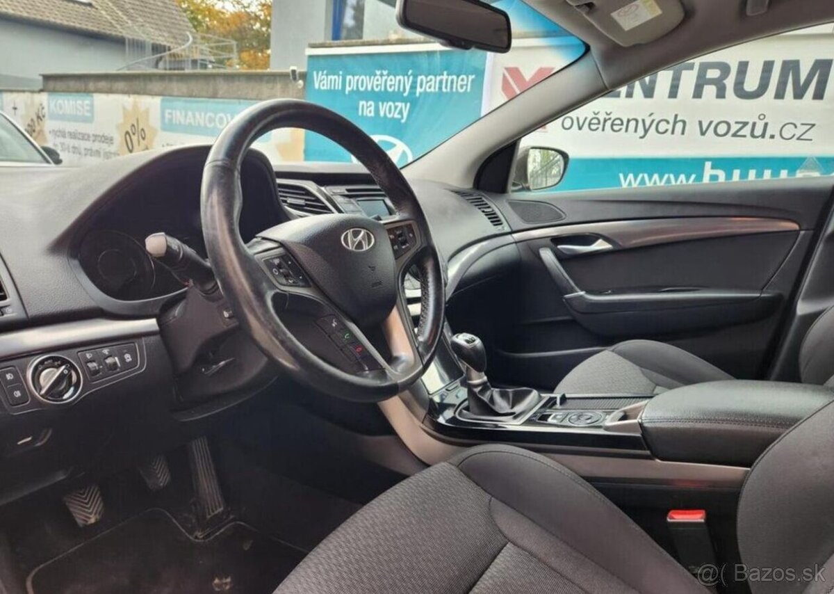 Hyundai i40 1.7-NOVÁ SPOJKA-AUT.KLIMA - 11