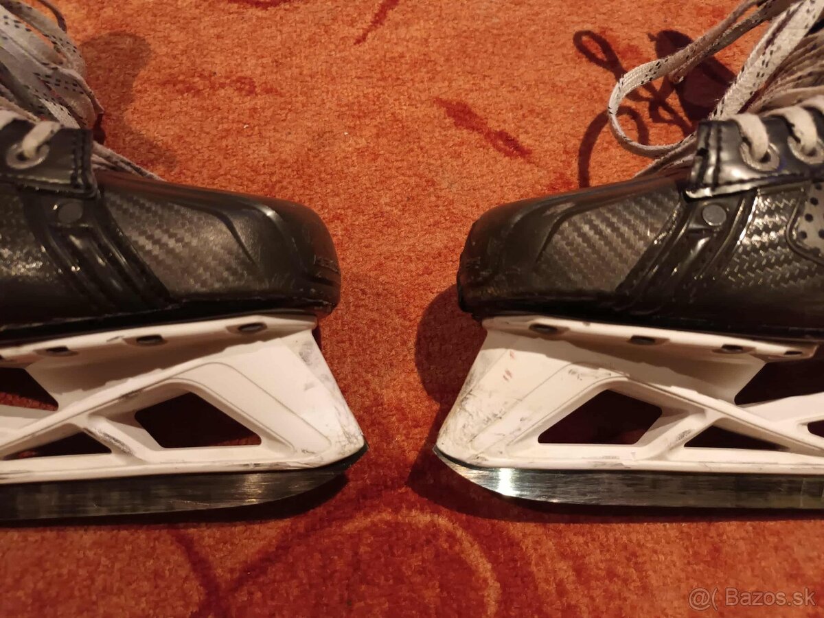 Brankárske korčule Bauer PRO, velkost 7, šírka FIT 2 - 11