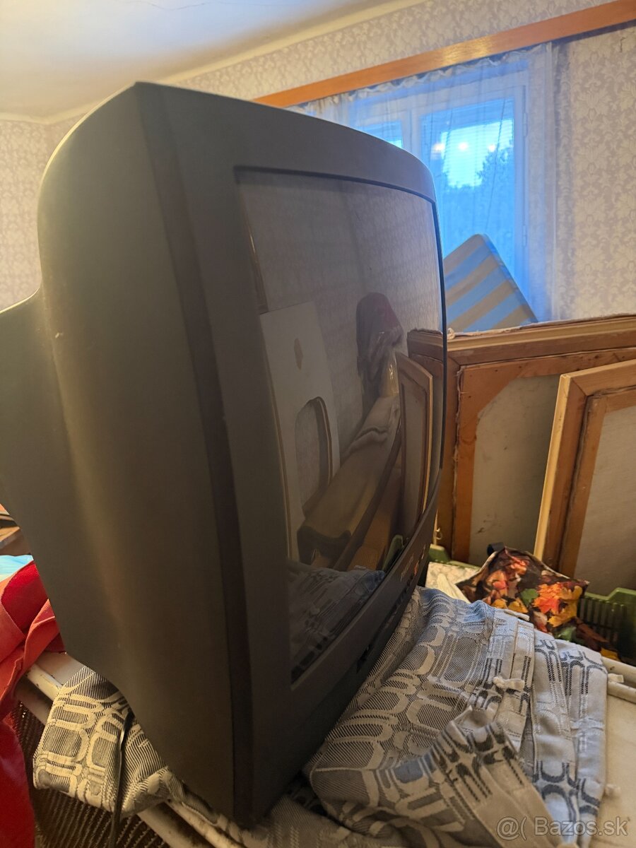Funkčný CRT televízor Philips 55 cm (Model 21PT1542/58) - 11