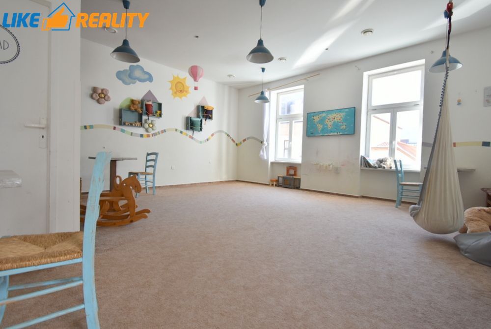 Prenájom komerčných priestorov, Martin – pešia zóna - 11