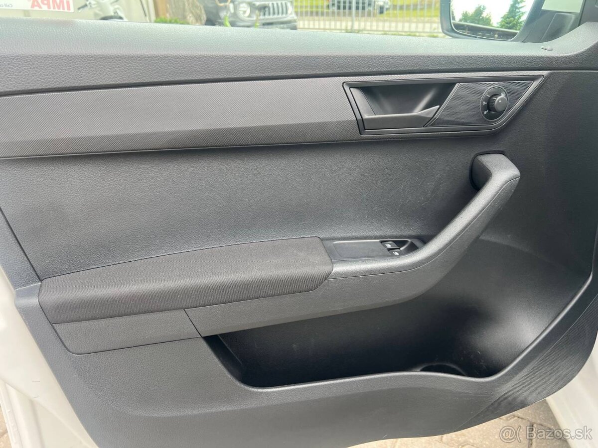 Škoda Fabia 1.0 TSI Active - 11