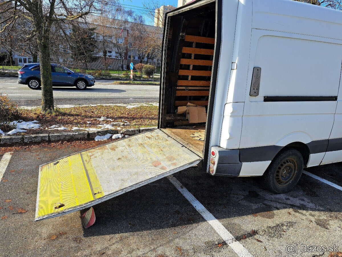 PONÚKAM AUTODOPRAVU A SŤAHOVANIE - 11