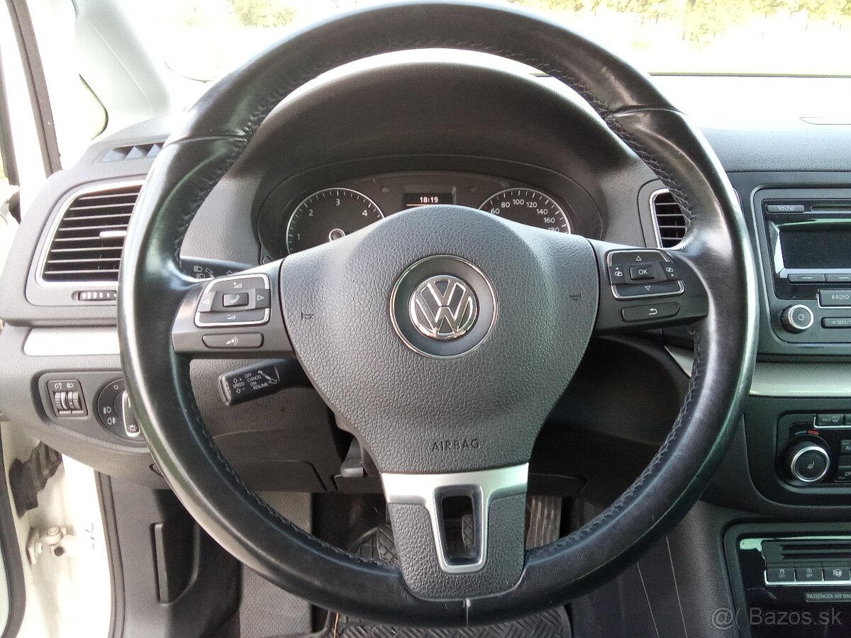 VOLKSWAGEN SHARAN 2.0 TDi r.v 2012 - 11