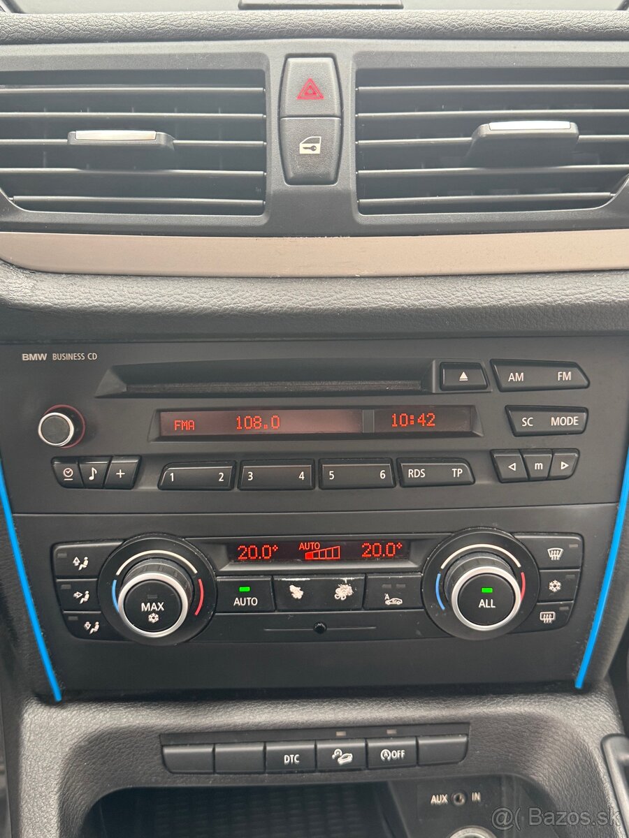 BMW X1 E84 Xdrive 18d - 11