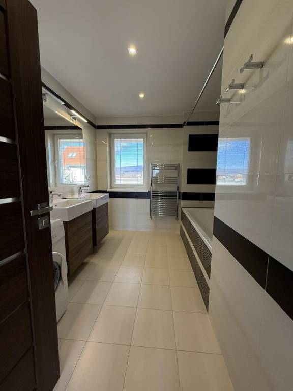 Novinka: Moderný 4-izb. mezonetový byt s balkónom a terasou - 11