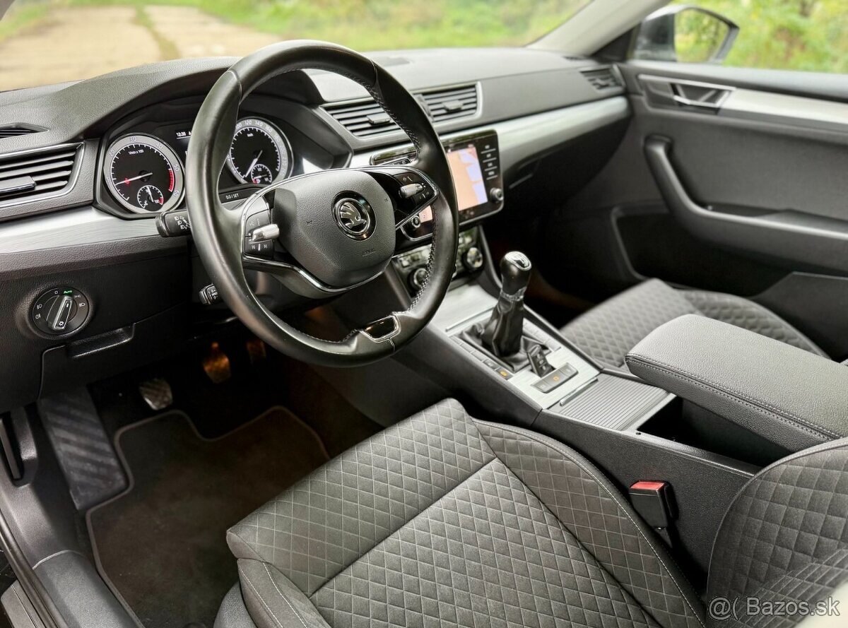 Škoda Superb facelift 2.0 TDI manual 6r rok 2021 - 11