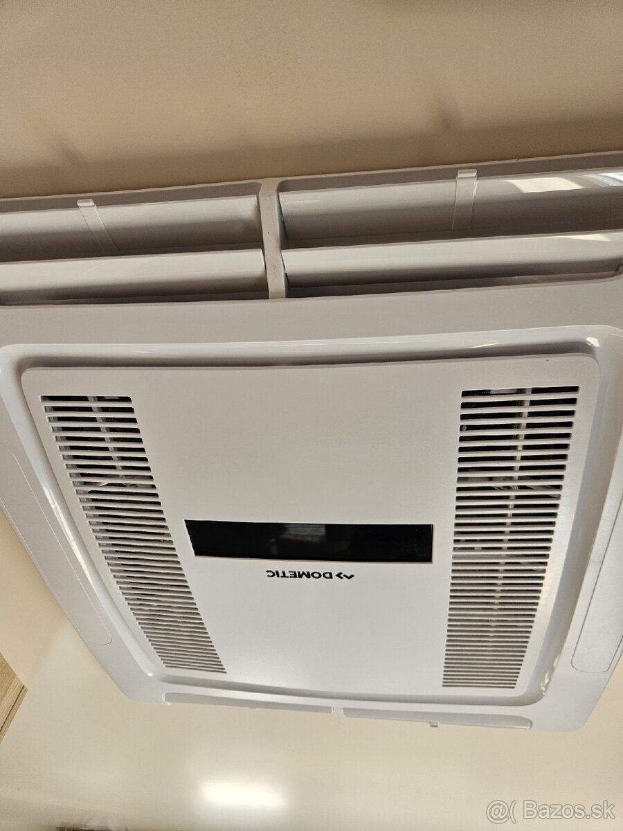 Predam autokaravan Roller Team 2025 - 11