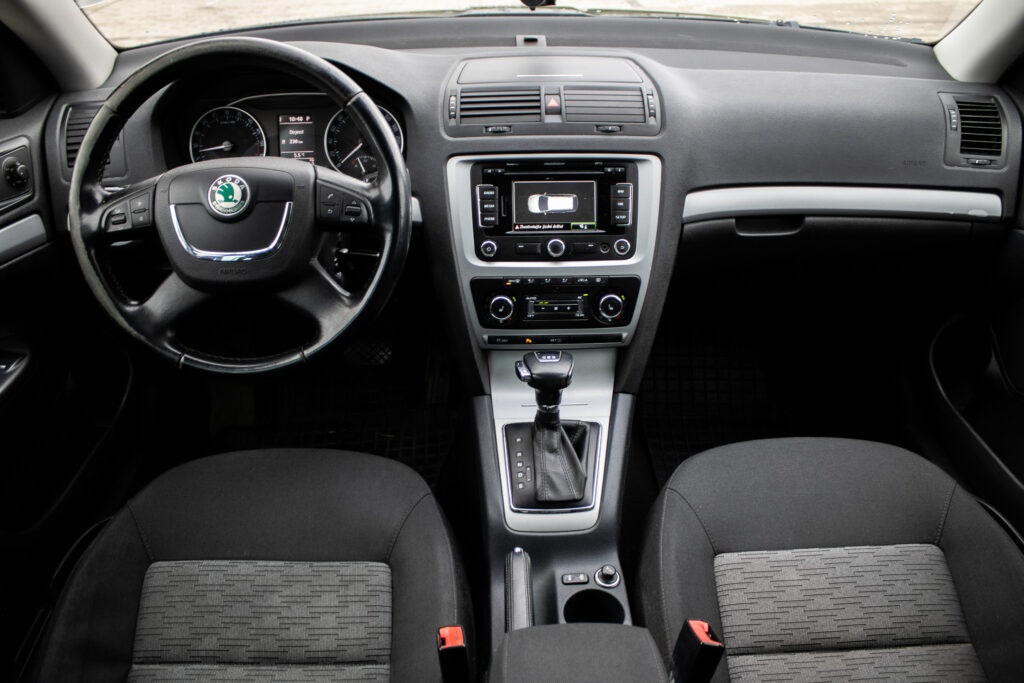 Škoda Octavia Combi 1.6 TDI, 77 kW (2013) - 11