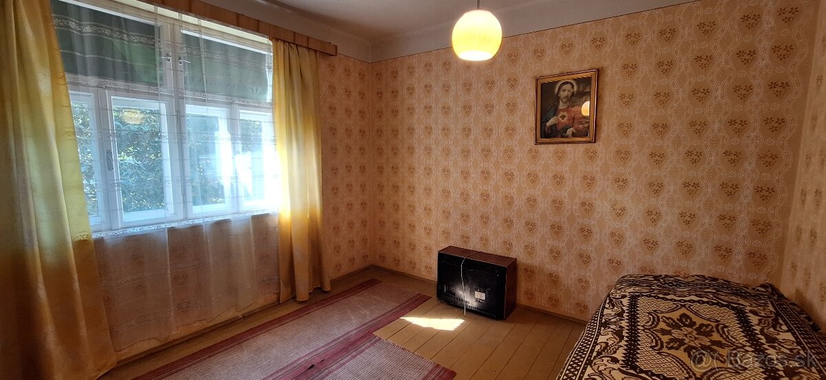 Rodinný dom na bývanie, na víkendy, 1+4 - 11