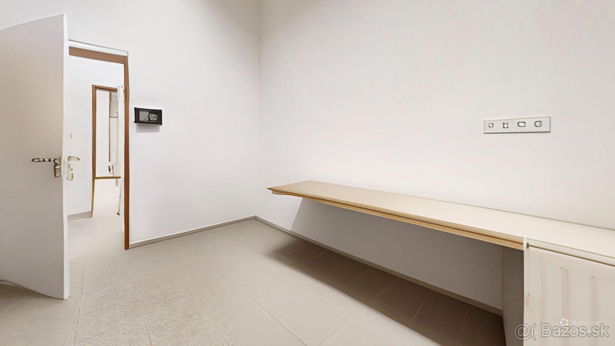 Na predaj: Multifunkčný komerčný objekt – Radošovce. - 11