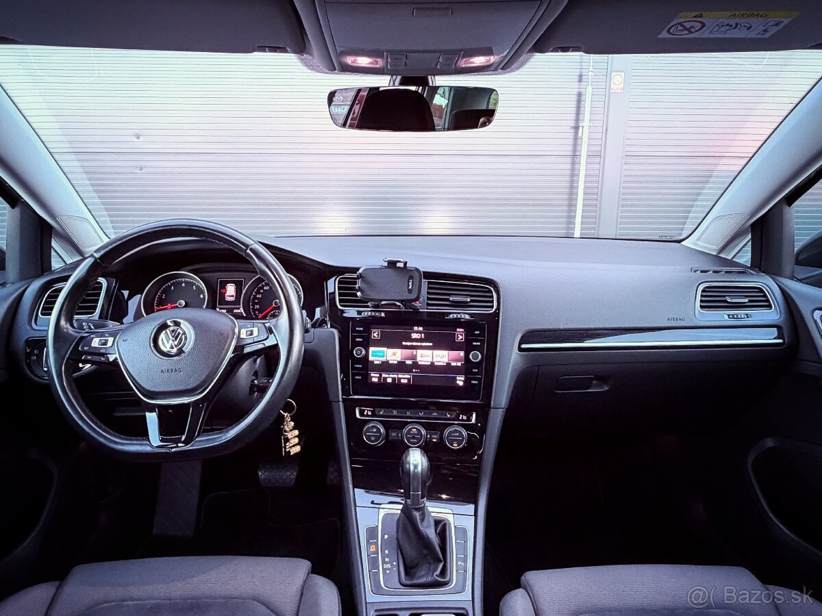 Volkswagen Golf Variant 1.5 TSI Highline DSG - 11