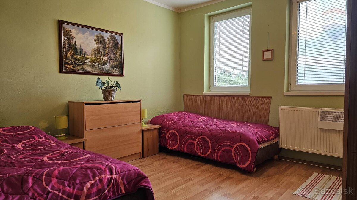 Na predaj 4-izbový rodinný dom v obci Zbehy. "REZERVOVANÉ" - 11