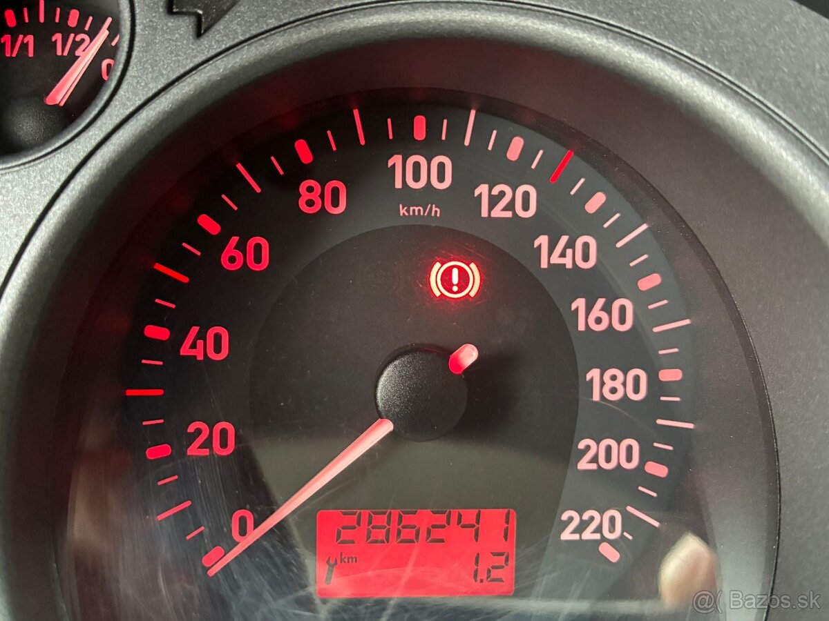 Seat Ibiza 1.4i, 63KW - 11